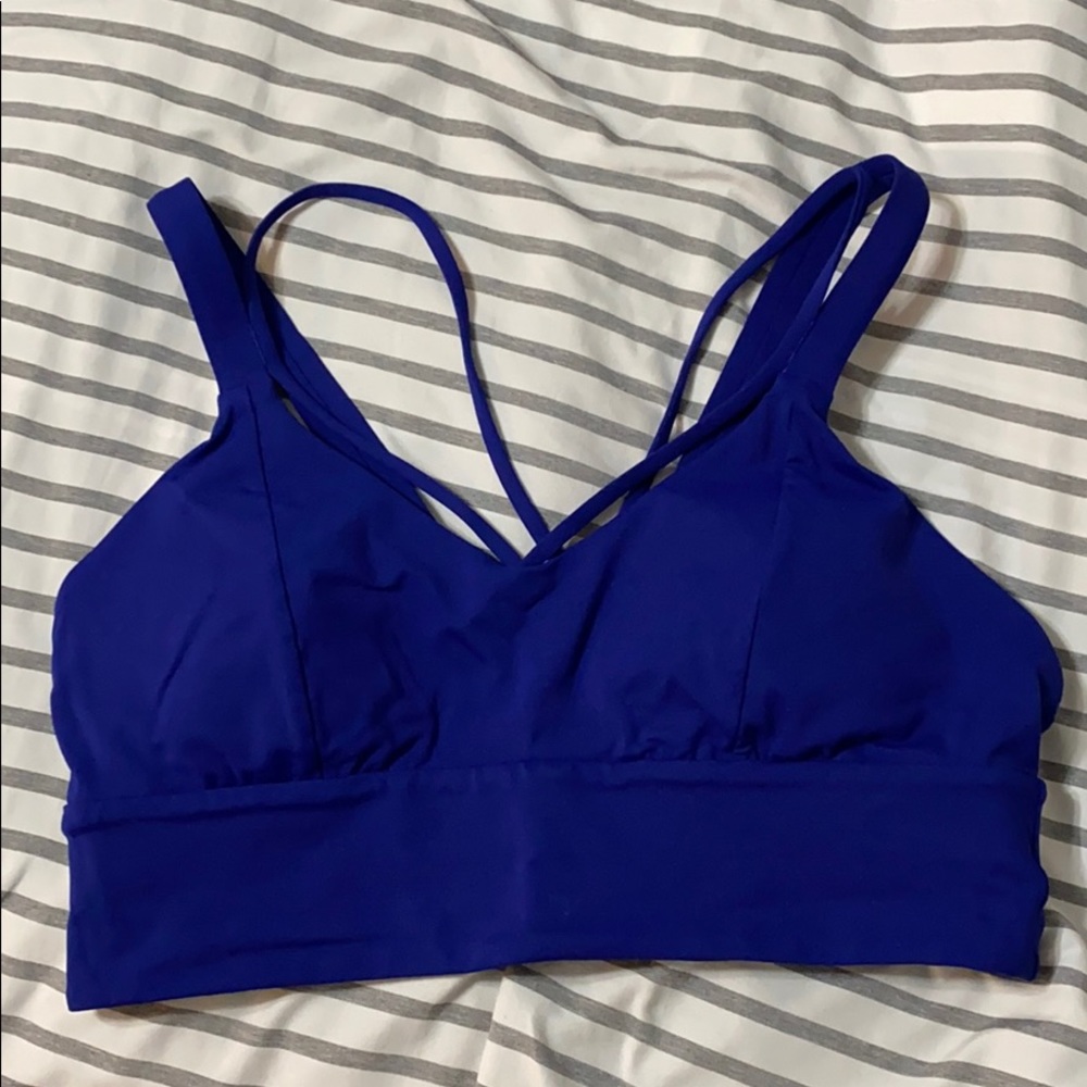 Lululemon sports bra
